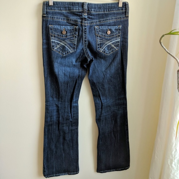 [Decree] Bootcut Distressed Jeans Sz 9 - Picture 4 of 6